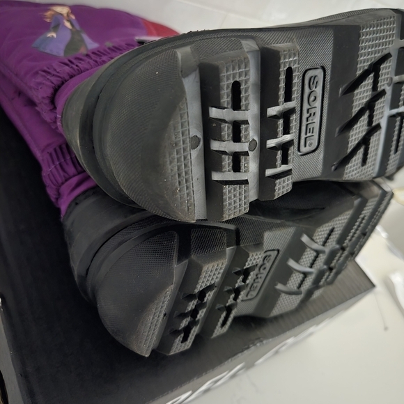 Sorel Disney Frozen Anna Flurry Snow Boots Waterproof Insulated Purple Pink Kids - Picture 9 of 9